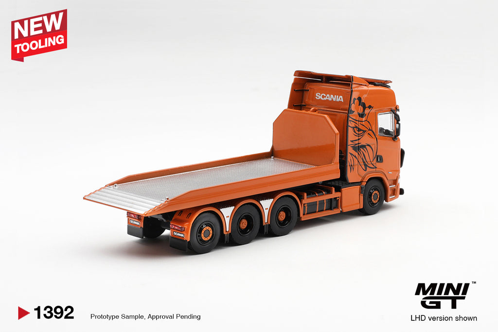 (Pre-Order – ETA April 2027) Scania 770S B8x4NA Hooklift Flatbed Orange 1:64 Scale Model (MINI GT)
