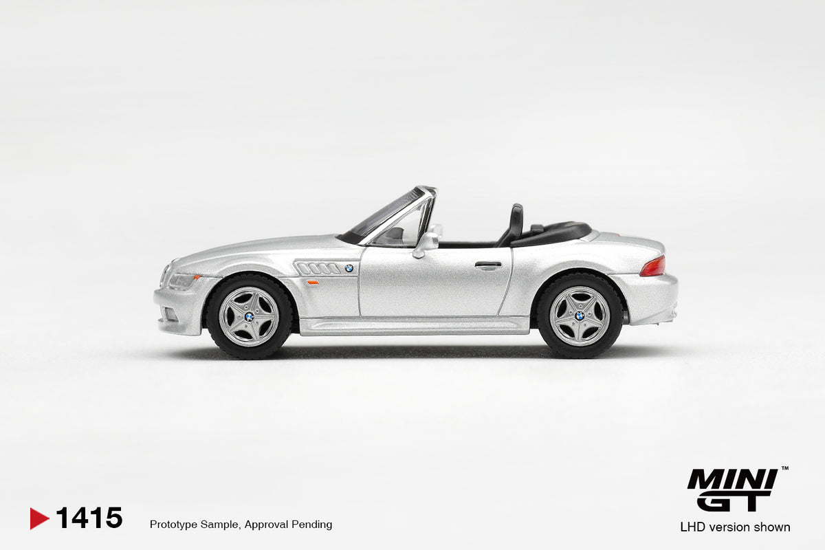 (Pre-Order – ETA May 2027) BMW Z3 Titanium Silver 1:64 Scale Diecast Car (MINI GT)
