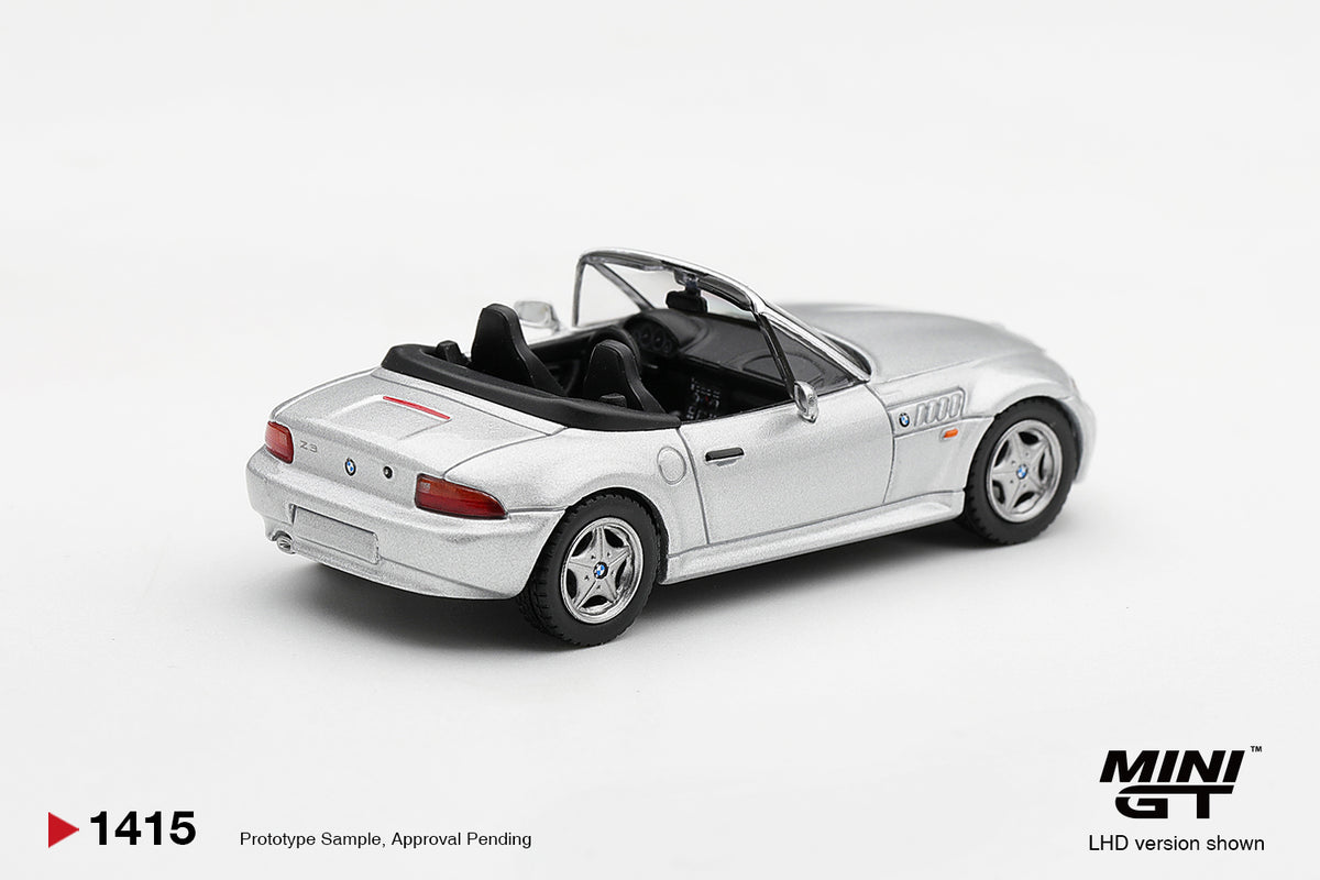 (Pre-Order – ETA May 2027) BMW Z3 Titanium Silver 1:64 Scale Diecast Car (MINI GT)